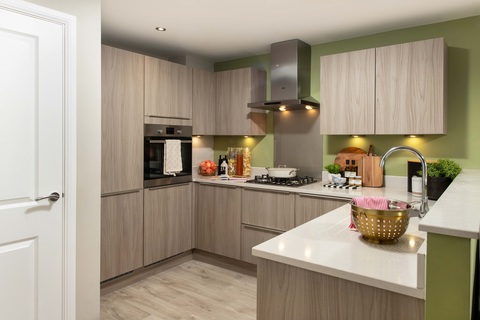 3 bedroom end terraced house for sale