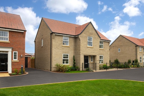 4 bedroom detached house for sale