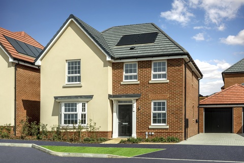 4 bedroom detached house for sale