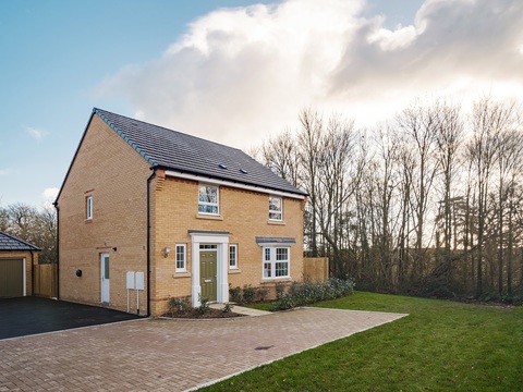 4 bedroom detached house for sale