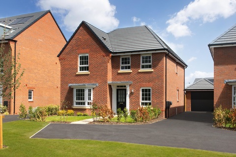 4 bedroom detached house for sale