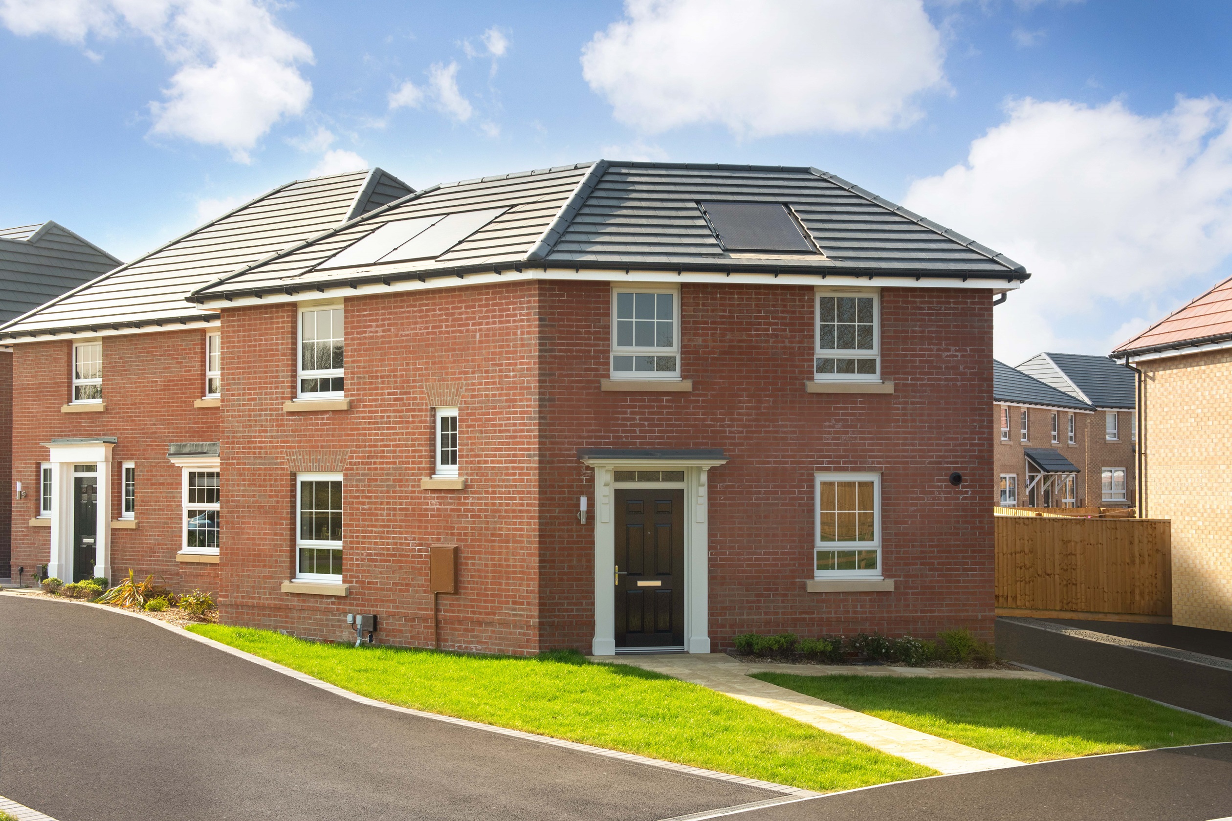 3 bedroom end terraced house for sale