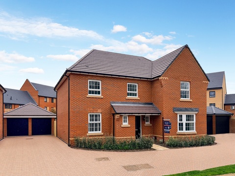 5 bedroom detached house for sale