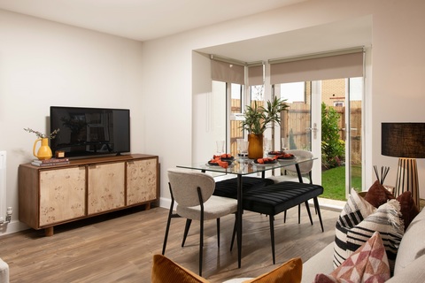 3 bedroom end terraced house for sale