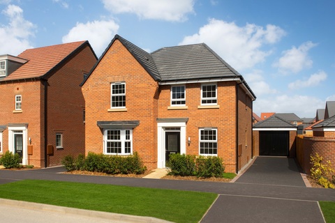 4 bedroom detached house for sale