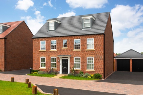 5 bedroom detached house for sale