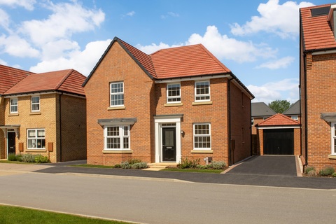 4 bedroom detached house for sale