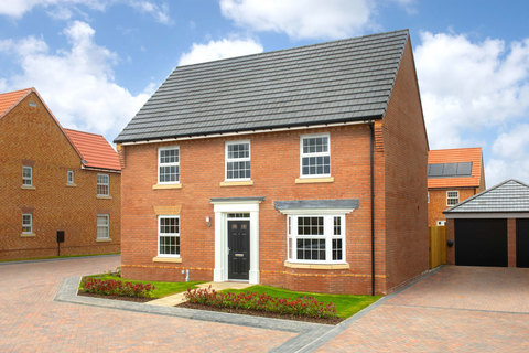 4 bedroom detached house for sale