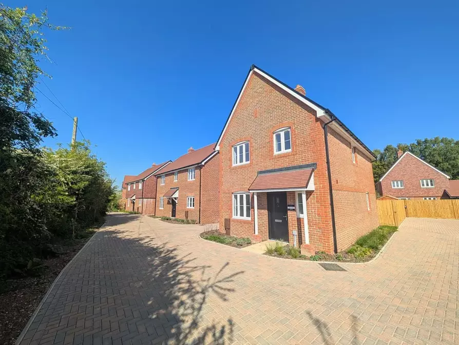 Eastergate, West Sussex PO20