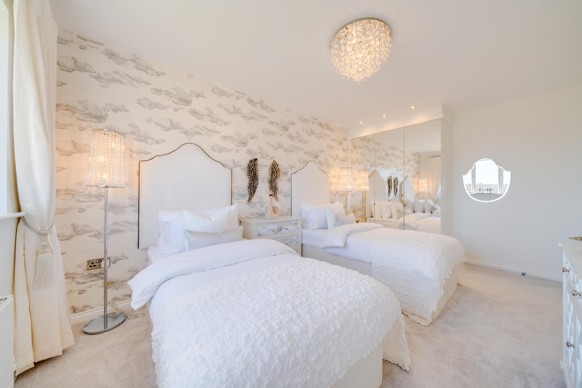 Cleckheaton, West Yorkshire BD19