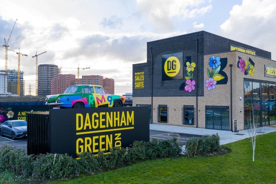 River, Barking & Dagenham RM9 