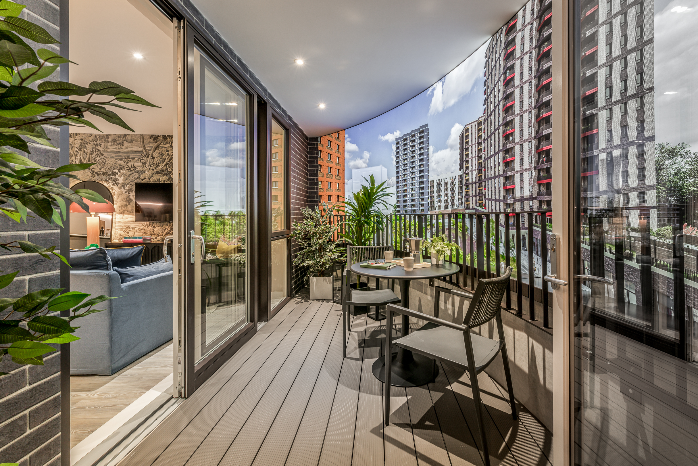 River, Barking & Dagenham RM9 