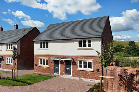 2 bedroom semi detached house for sale