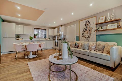 2 bedroom house for sale