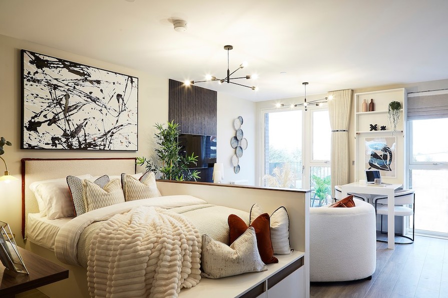 Botwell, Hillingdon UB3 