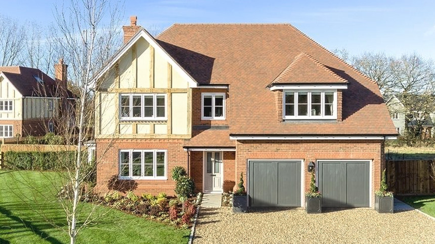 5 Bedroom House In Lingfield New Houses For Sale Newhouses