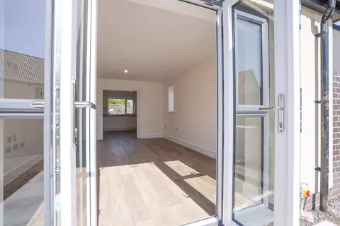 2 bedroom bungalow for sale
