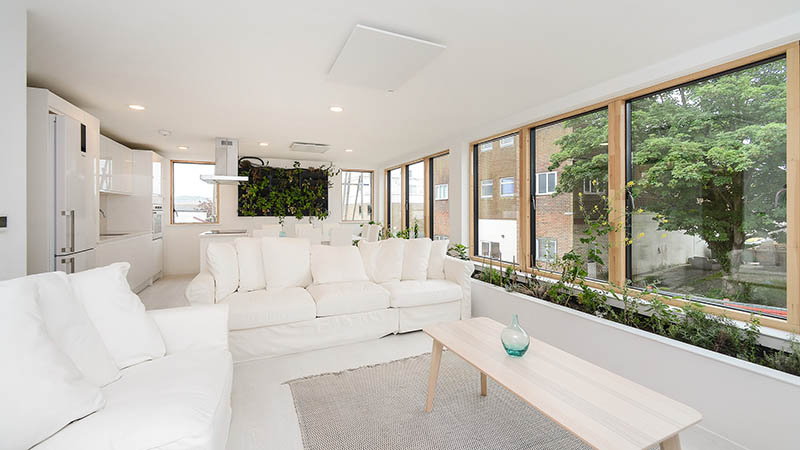 Active House (Fox & Sons/Miracles by Design)