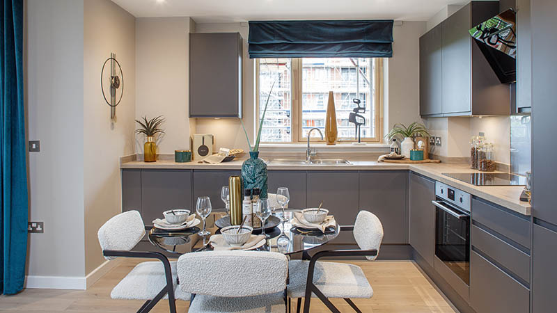 Central Square (Broadway Living)