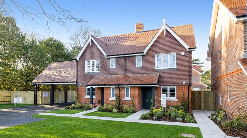 Show home at Weyside Grove (Shanly Homes)