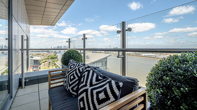 Mast Quay (Comer Homes)