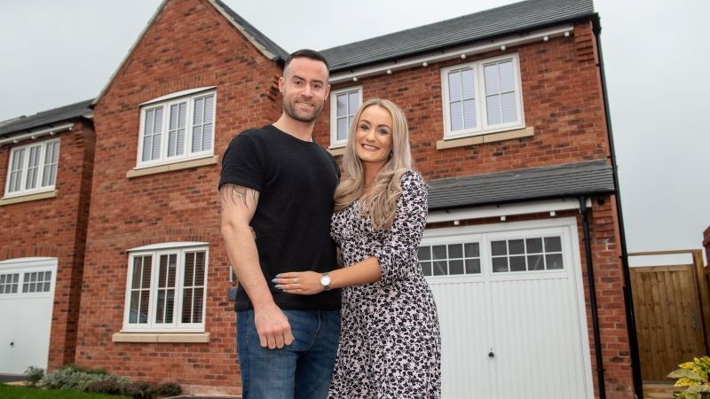 Faye and Rob at Cherry Meadow (Ashberry Homes)