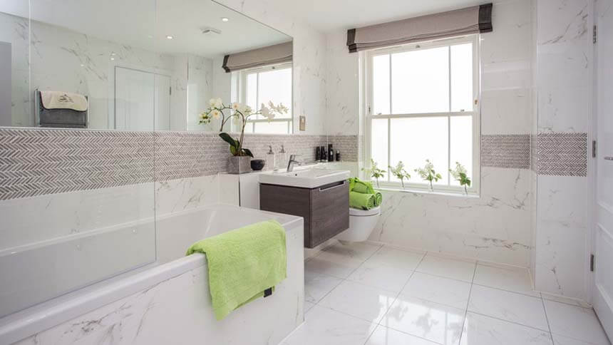 Magnolia House master ensuite (Aquinna)