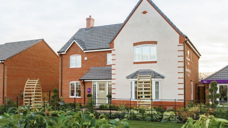 Taylor Wimpey Meadowsweet Farm Frampton exterior