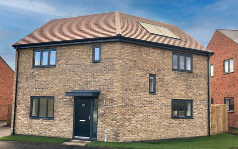 3 bedroom detached house for sale