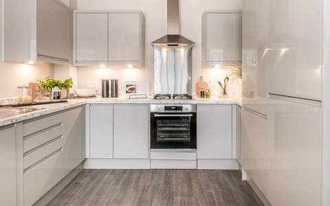 2 bedroom detached house for sale
