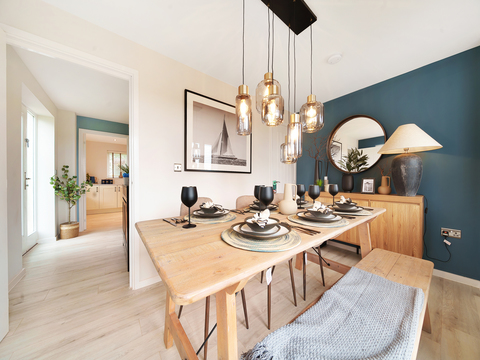 3 bedroom end terraced house for sale