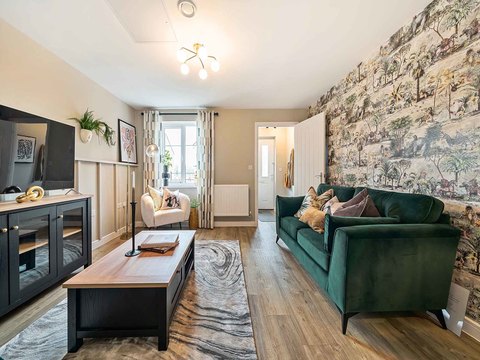 3 bedroom end terraced house for sale