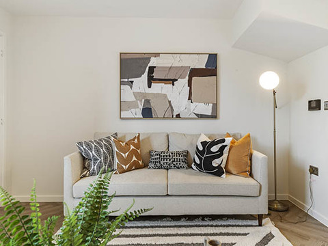 3 bedroom end terraced house for sale