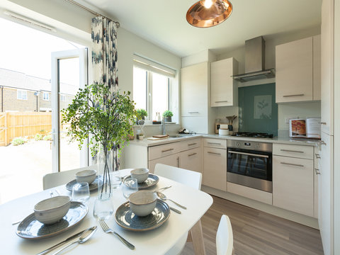 3 bedroom end terraced house for sale