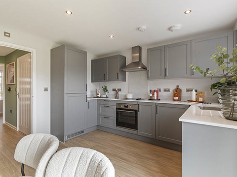 3 bedroom end terraced house for sale