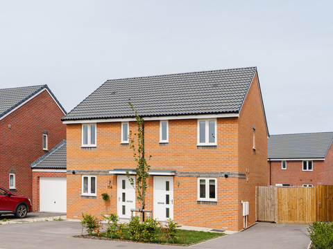 2 bedroom semi detached house for sale