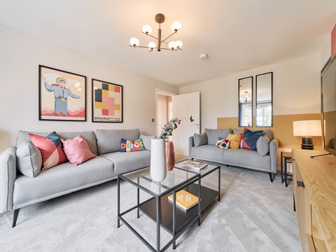 Cheltenham, Gloucestershire GL51