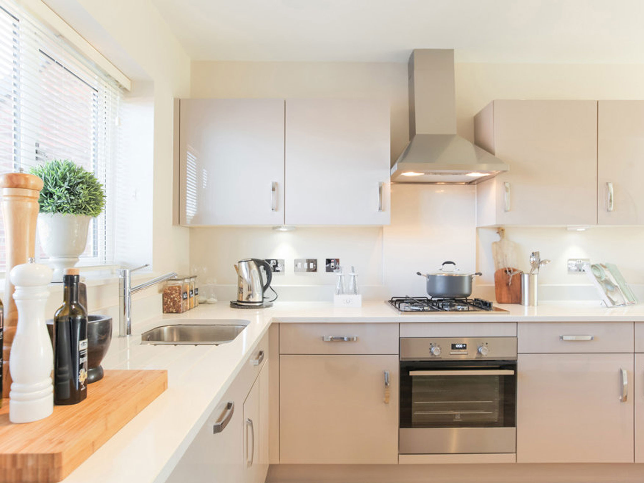Northampton, Northamptonshire NN2 