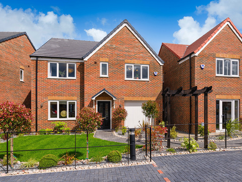 4 bedroom detached house for sale