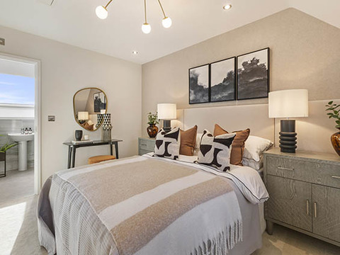 3 bedroom end terraced house for sale