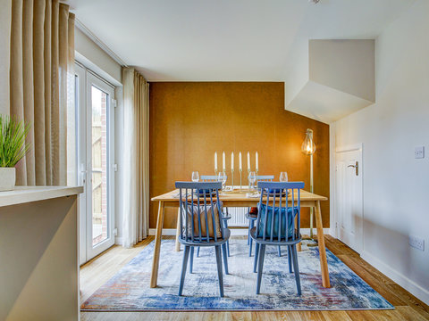 3 bedroom end terraced house for sale
