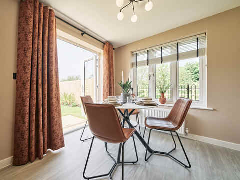 3 bedroom end terraced house for sale