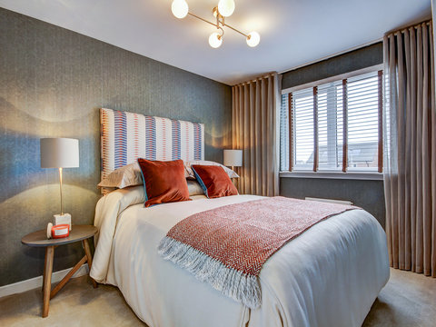 3 bedroom end terraced house for sale