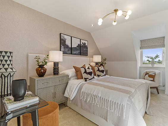 Rothwell, Northamptonshire NN14