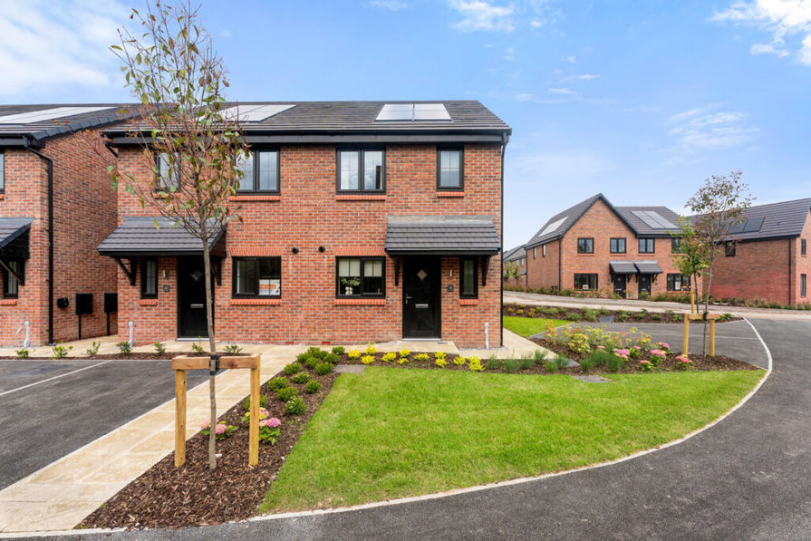 Shaw, Greater Manchester OL2 