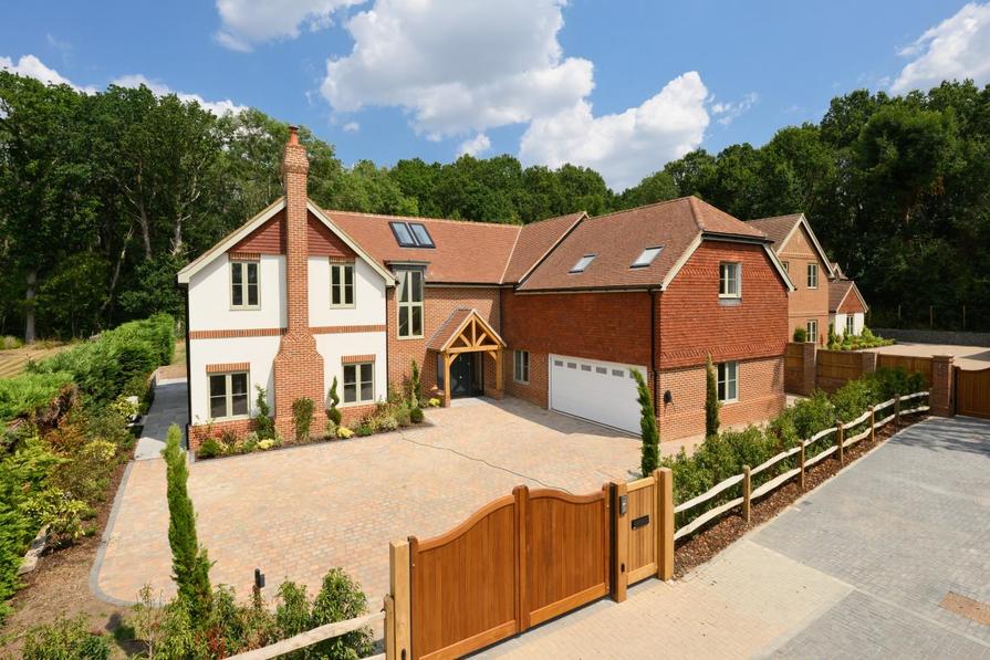 West Horsley, Surrey KT24