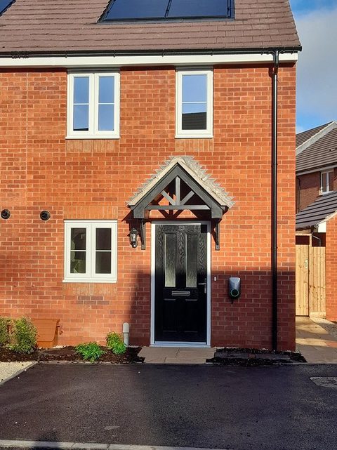 2 bedroom semi detached house for sale