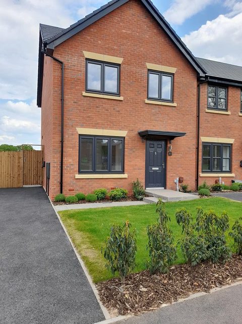 3 bedroom detached house for sale