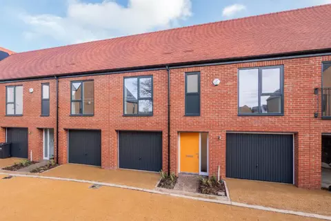 2 bedroom home for rent