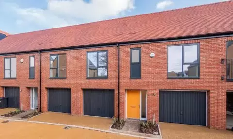 2 bedroom home for rent